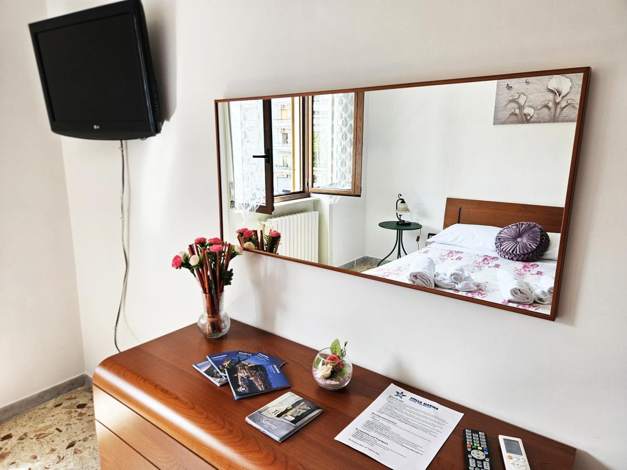 Stella Marina Apartment Салерно Екстериор снимка