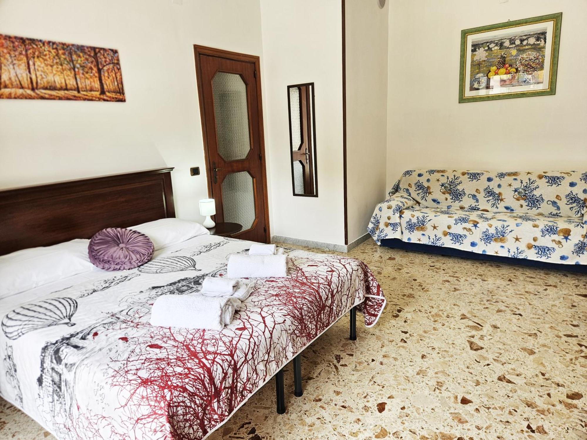 Stella Marina Apartment Салерно Екстериор снимка